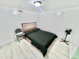 Private Room Near Airport D7 - 0