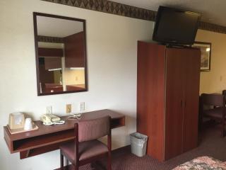 Americas Best Value Inn & Suites Brunswick - Brunswick - 6