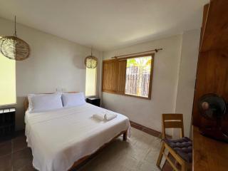 The Shack Private Beach House - Santander - 2