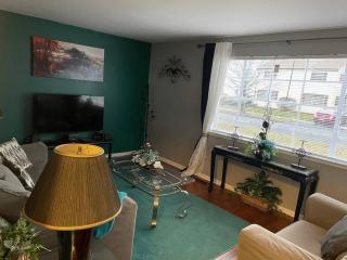 Cozy Home 5 Mins From I95 Train Beach Shopping - 1