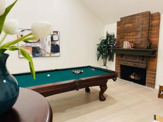 Bright, Stylish 4BD Modern House with Private Pool - Los Angeles - 0