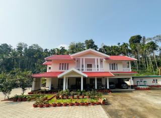 Green Castle - Gonikoppal - 9