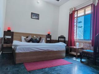 Sunny Pines Resort - 9