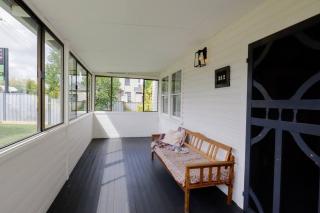 White House on Rouse - Tenterfield - 5