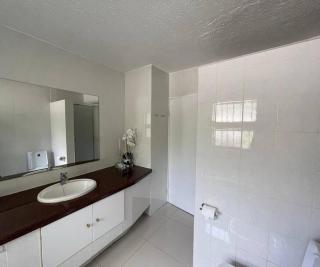3 Bedroom Apartment in Sandton - Joanesburgo - 8