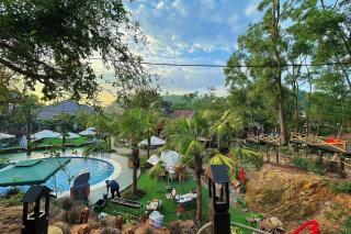 Omely Homestay - - 0