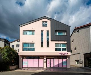 Yeonhuijae Pool Villa Private Beomeo Branch - Yangsan - 8