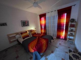 Maison Provence plain pied avec Air de jeu enfants - 4