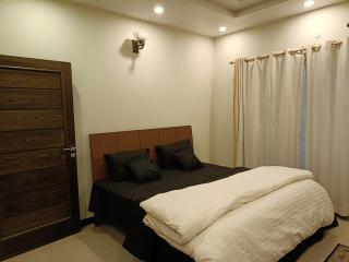 Enclave Guest House - Islamabad - 9
