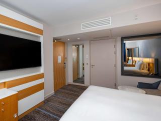 DoubleTree by Hilton Hotel London - Tower of London - 3