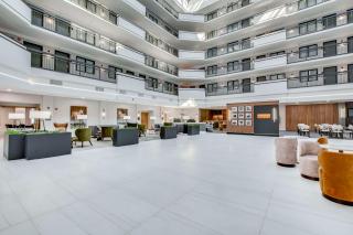 Embassy Suites by Hilton Louisville East - Louisville - 8