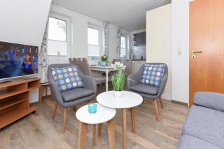 Haus Kajedeich FeWo Robbe - Bensersiel - 0