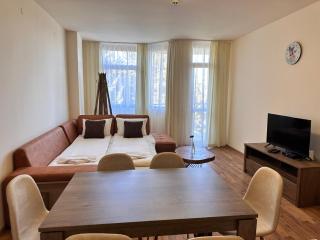 Apartment for 6 in Flora main building - prime location! - Borovets - 0