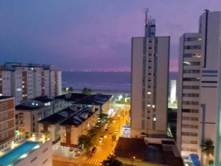 Apto de 180m vista mar, com 03 suites equipadas com ar condicionado, tvs e sacada, varanda gourmet e 02 vagas de garagem cobertas, a 50 metros da praia Tupi - Praia Grande - 3