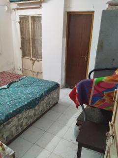 Family Home Stay - Ahmedabad - 4