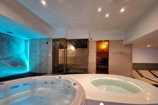 The SPA - Parikia - 3