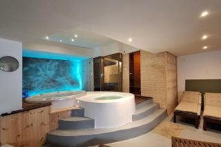 The SPA - Parikia - 8