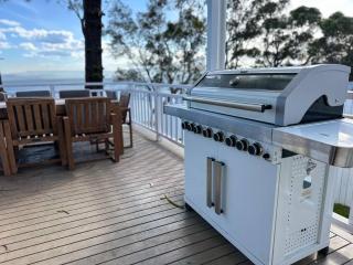 Dreamy Lake Retreat & Sunsets - 1