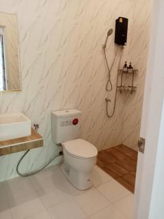 โรงแรมควีนส์ (Queen) - 1