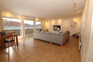 Great view from living room and balcony - Tromsø - 9