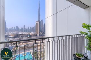 Vogue Downtown Views II with Direct Access to Dubai Mall Via a Climate Controlled Bridge, Two Bedroom Apartment with Balcony and Burj Khalifa View - Dubaï - 0