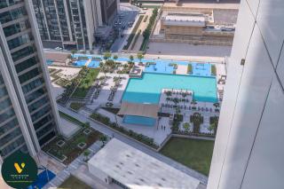 DOWNTOWN VIEWS II - VOGUE Two Bedroom Apartment with Balcony and Full Burj Khalifa View, Conveniently Located Opposite Dubai Mall Skybridge - 4