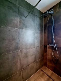 CITY VIEW APARTMENT Free Parking - Bratislava - 4