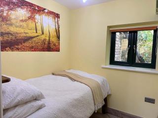 Restful Break 2 bedrooms Woods Cottage close to Hiking Park Chislehurst Caves - Chislehurst - 3