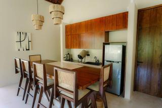 Elegant 3 Bdr Villa , beach 3 mins walk - Selong Belanak - 4
