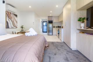 Bright and Inviting Studio Near South City Mall - Christchurch - 5