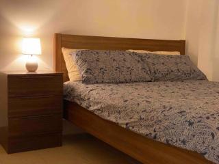 Cosy, private guest house with pool and private parking - 9