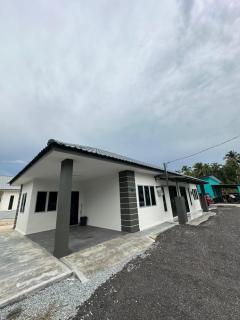 Homestay Bajet Cikgu Amin - Bagan Serai - 0