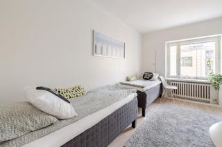 Your Helsinki Base - Chic & Well-Located - 24h Keybox entry - 5