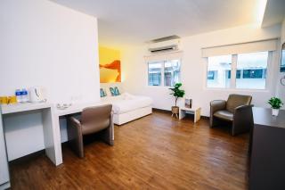 Swing & Pillows - KL Cheras Maluri - Kuala Lumpur - 0