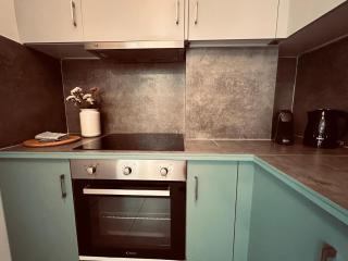 Tzane Luxury Suites - Luxury Suites in the City Center for Comfort & Privacy - Zakynthos Town - 4
