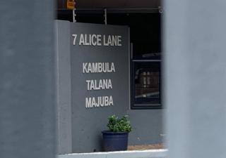 Luxurious 3-Bedroom Sandton Retreat at 7 Alice Lane - Johannesburg - 4