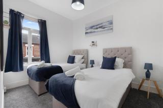 Classic 4-Bedroom Retreat close to Infinity Bridge - 7