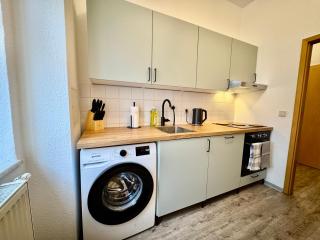 #2 RebelRents - 4P - Apartment Smart-TV - WLAN - voll ausgestattete Küche - Zeitz - 4