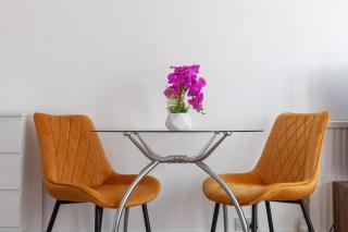 Chic One Bed City Flat - London - 5