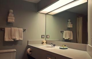 Home Away Inn - Drayton Valley - 9