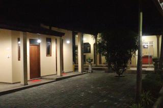 Sunshine Guest House - 3