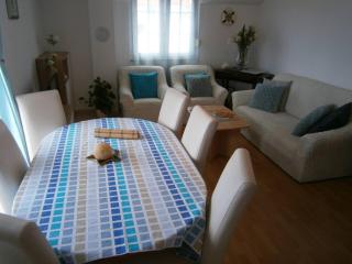 Beautiful holiday apartment Sanela for relaxed vacation - Vodice - 6