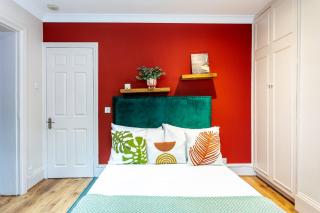 Chiswick Gem Stylish 1-Bed Flat for Modern Living - 8