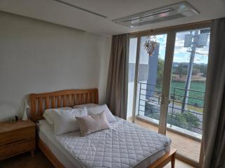 The Stay Christmas - Jeju - 1