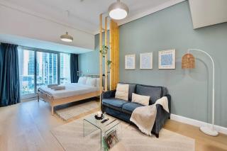 Renovated Lake Terrace Studio JLT Next to METRO! - Dubai - 6