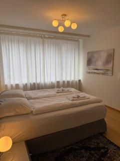 Modern 1BR with in trendy area - West 10 - Zurigo - 1