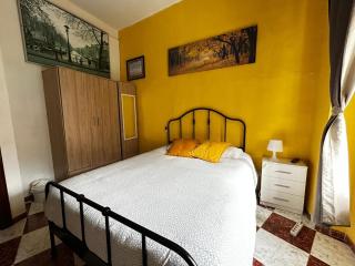 Santa Isabel Low Cost Rooms in private house - Siviglia - 0
