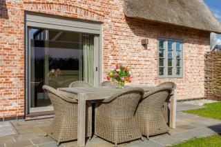 NEU! Ferienhaus Sylt 44 mit eigenem Strandkorb am Strand - Wenningstedt - 9