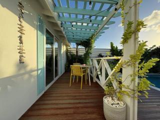 Meraki Studio in Oranjestad, Aruba - Palm-Eagle Beach - 3