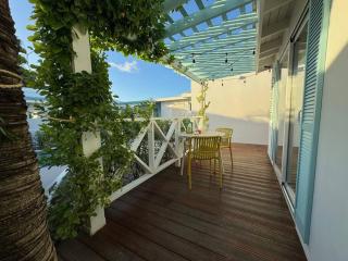 Meraki Studio in Oranjestad, Aruba - Palm-Eagle Beach - 2